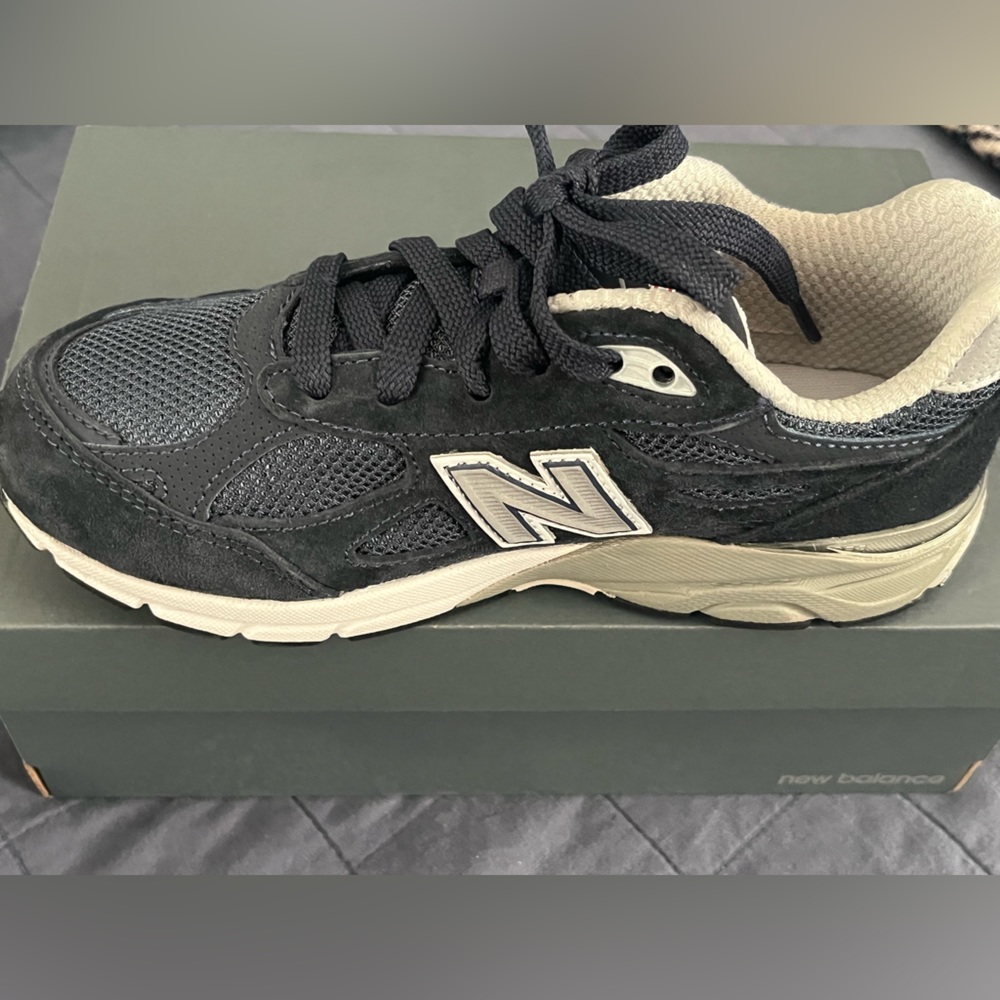 NIB - New Balance P990NB3 size 2 Youth - navy and grey
